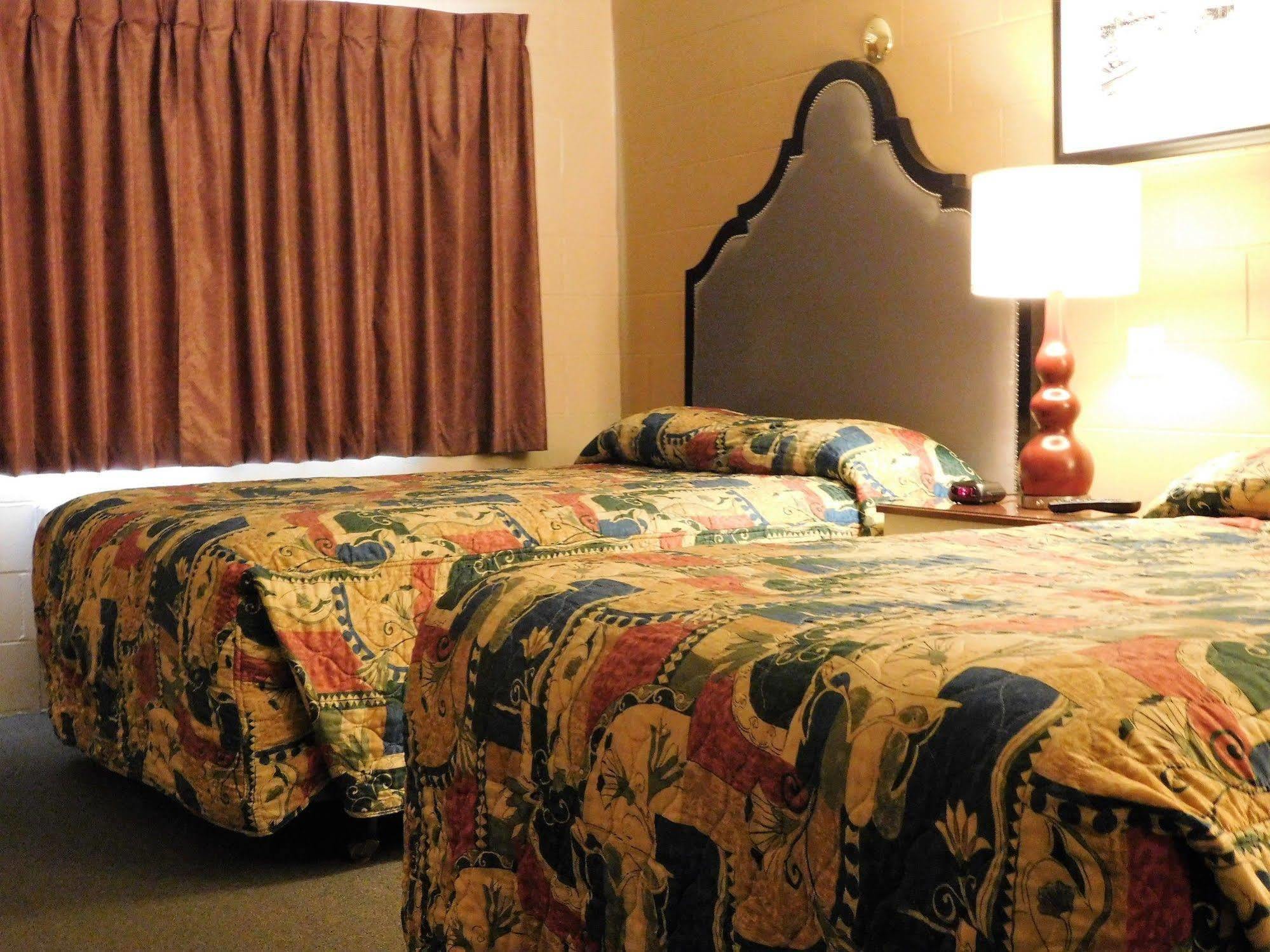 Capri Motel Walla Walla Ngoại thất bức ảnh